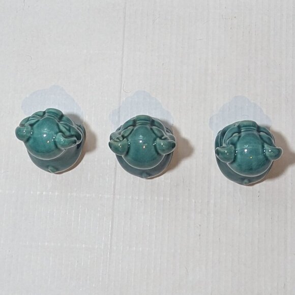 Vintage Ceramic Pig Figurines See No Evil Green - Picture 5 of 7